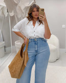 Calça Wide Leg com Detalhe na Barra