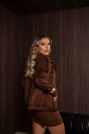Conjunto em Suede com Jaqueta e Saia